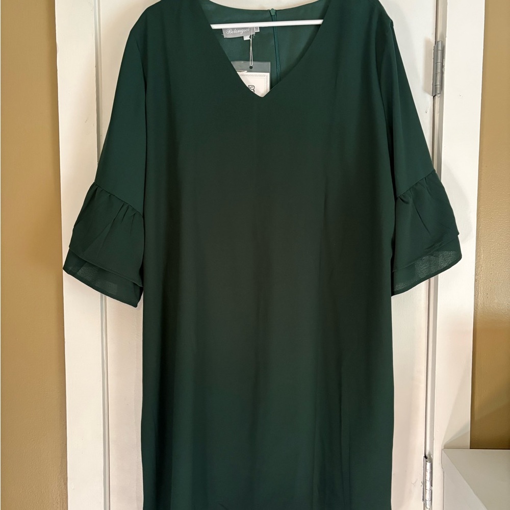 Green V-Neck Dress - Picture 2 of 4
